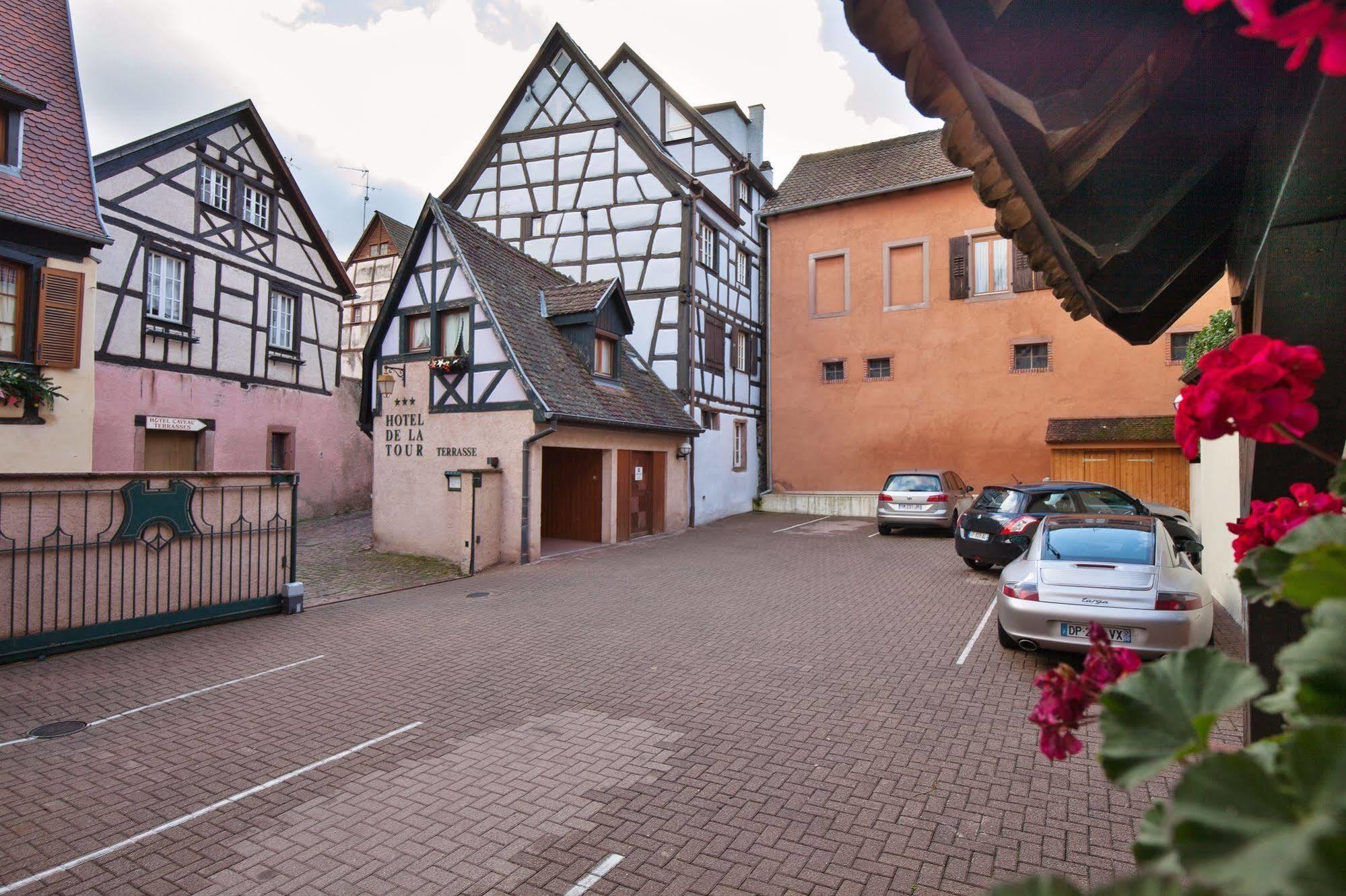 Hôtel De La Tour Ribeauvillé Buitenkant foto